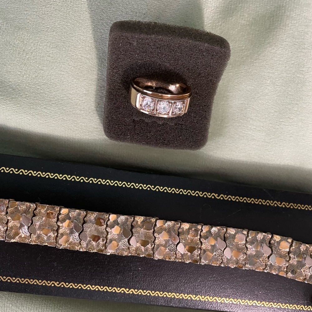 Custom jewelry